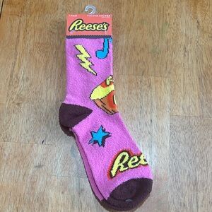 REESES FUZZY SOCKS NWT
